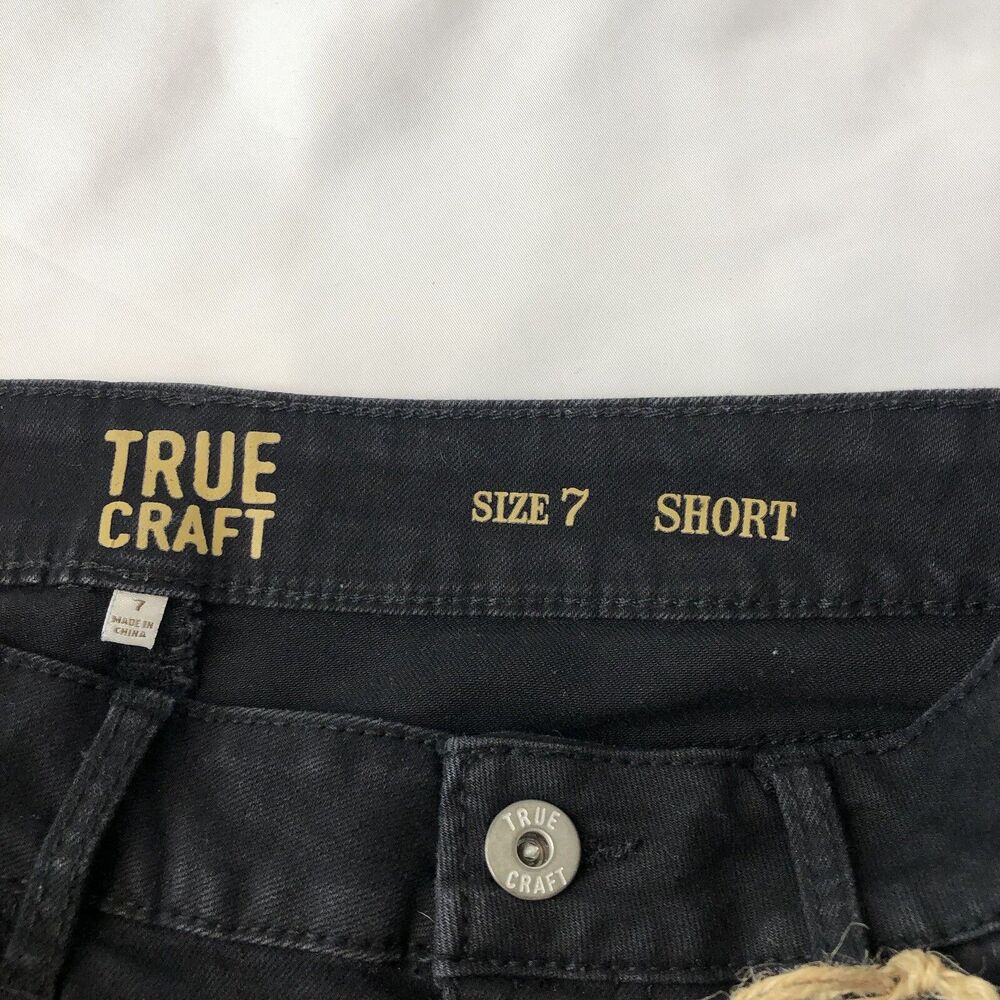 NWT True Craft  Juniors 7 Short Black Midrise Cuff Super Soft Stretch Inseam 3” - Picture 11 of 11